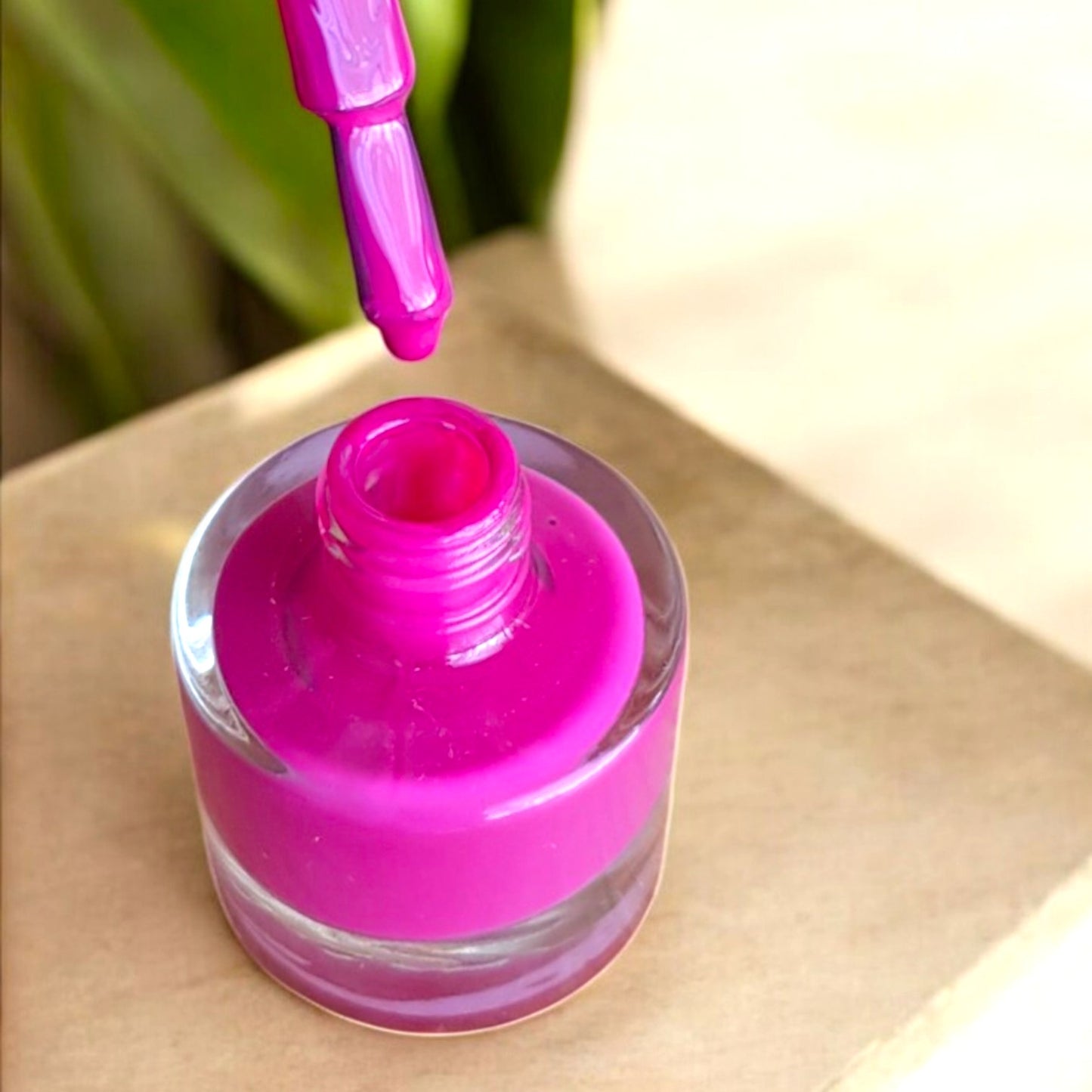 Esmalte de uñas 661 – Fucsia - ZAO