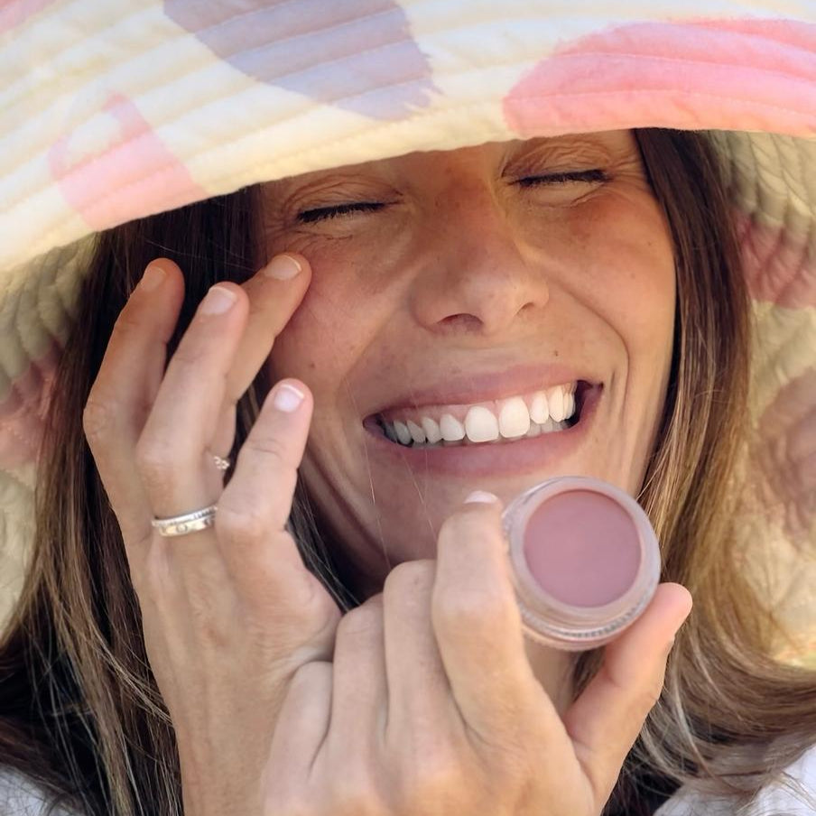 Colorete en crema y color en labios - Beso de sol by Marta Abril