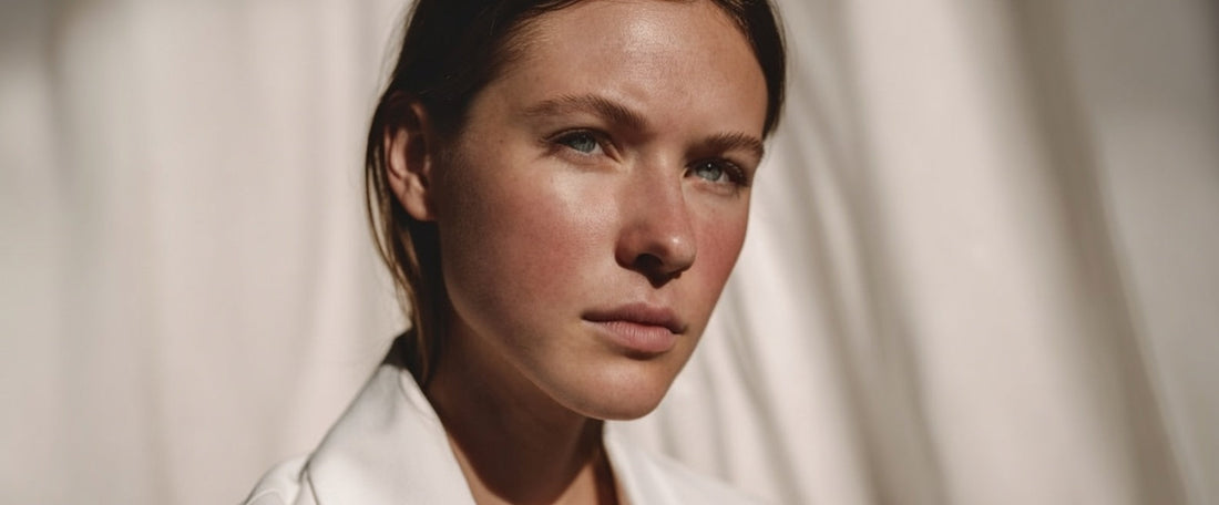 Piel reactiva: por qué cada vez tenemos más sensibilidad cutánea (y cómo calmarla)